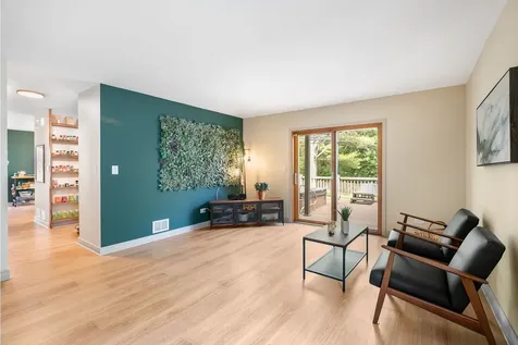 591 Roosevelt Court Grayslake IL 60030