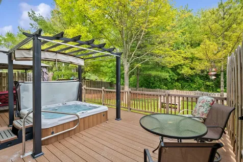 591 Roosevelt Court Grayslake IL 60030