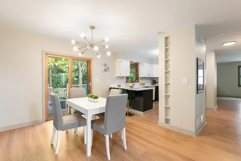 591 Roosevelt Court Grayslake IL 60030