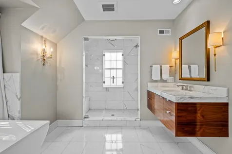 865 Church Road Lake Forest IL 60045
