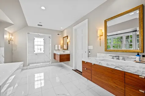 865 Church Road Lake Forest IL 60045