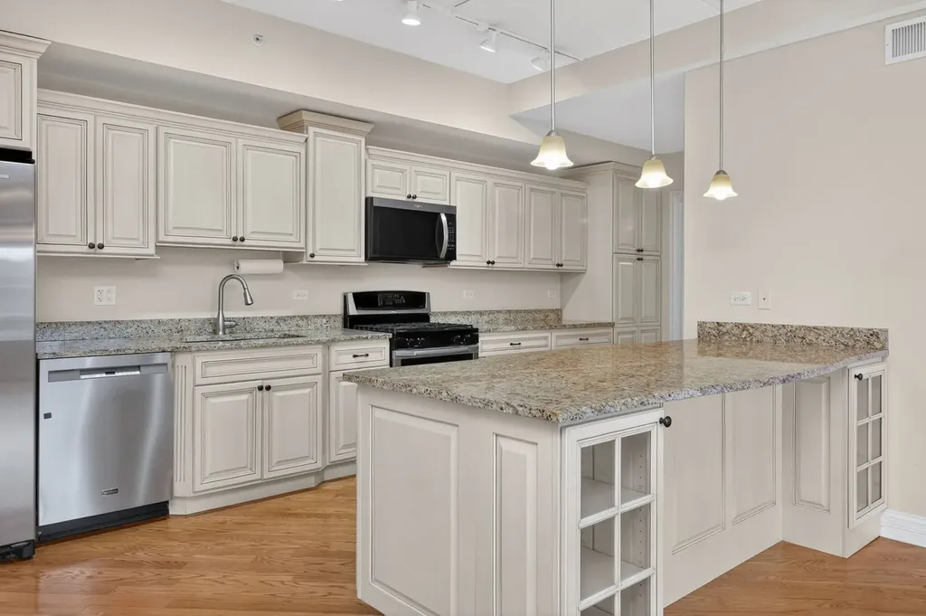 417 North Cass Avenue Westmont IL 60559