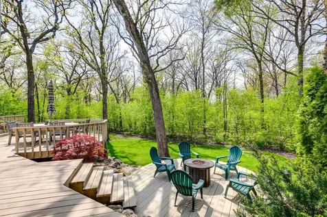 121 Pembroke Drive Lincolnshire IL 60045