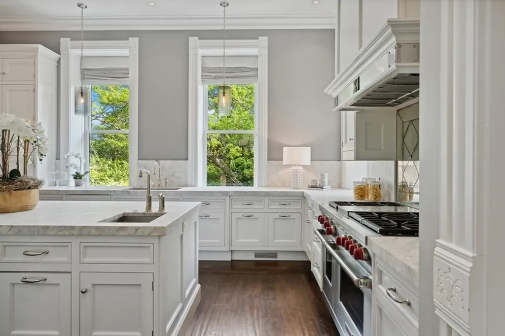 1407 North Hoyne Avenue Chicago IL 60622