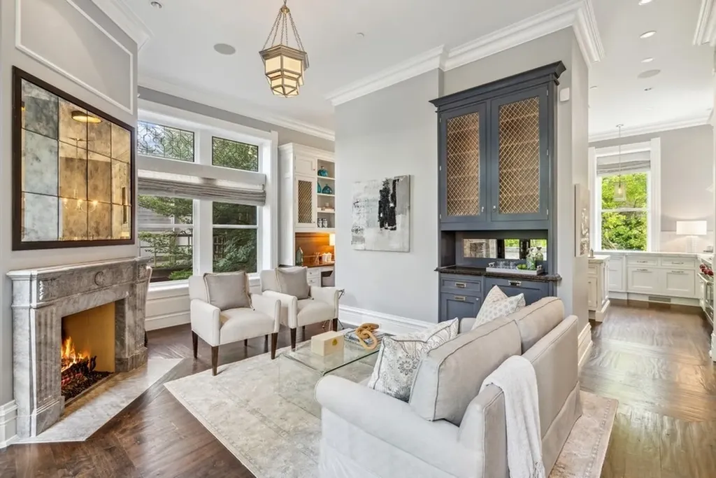 1407 North Hoyne Avenue Chicago IL 60622