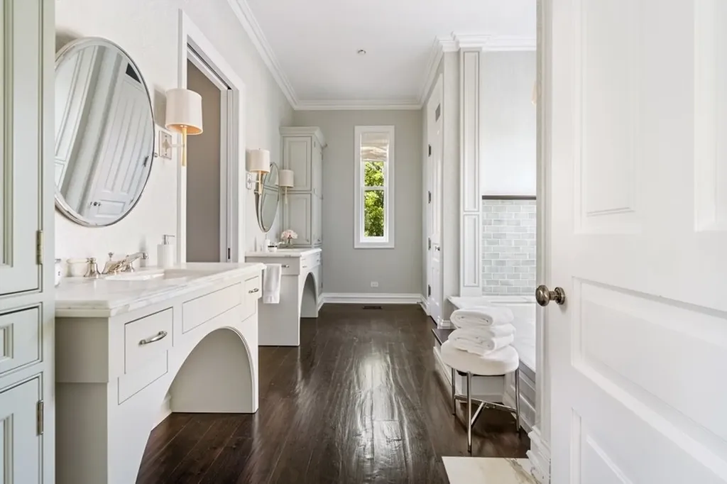 1407 North Hoyne Avenue Chicago IL 60622