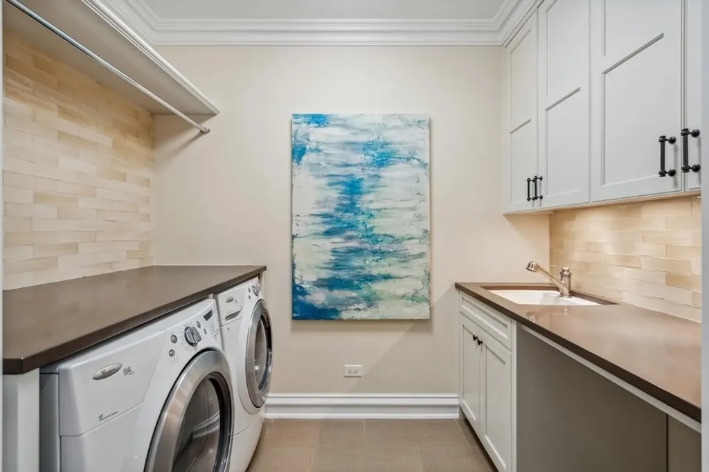 1407 North Hoyne Avenue Chicago IL 60622
