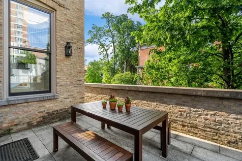 1407 North Hoyne Avenue Chicago IL 60622
