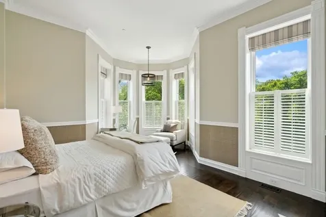 1407 North Hoyne Avenue Chicago IL 60622