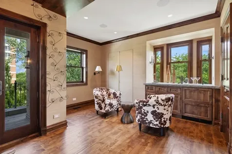 1407 North Hoyne Avenue Chicago IL 60622