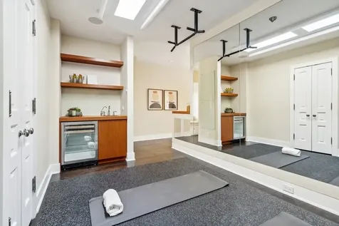1407 North Hoyne Avenue Chicago IL 60622