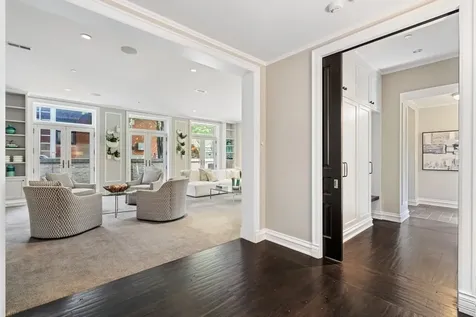 1407 North Hoyne Avenue Chicago IL 60622