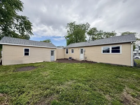1305 Harper Drive Rantoul IL 61866