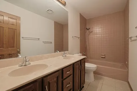 37 Mark Drive Hawthorn Woods IL 60047