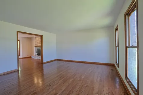 37 Mark Drive Hawthorn Woods IL 60047