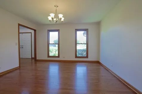 37 Mark Drive Hawthorn Woods IL 60047