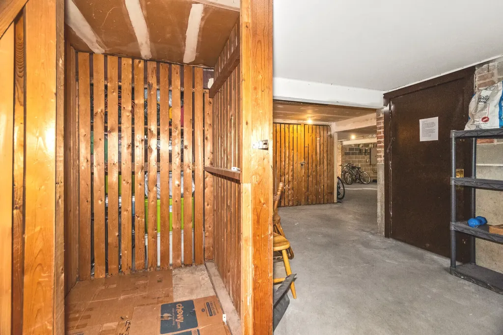 1819 West Touhy Avenue Chicago IL 60626