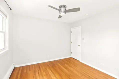 1819 West Touhy Avenue Chicago IL 60626