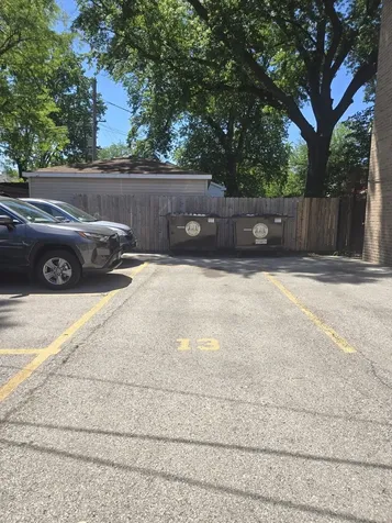 1819 West Touhy Avenue Chicago IL 60626