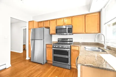 1819 West Touhy Avenue Chicago IL 60626