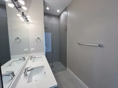 3757 North Sheffield Avenue Chicago IL 60613