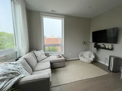 3757 North Sheffield Avenue Chicago IL 60613