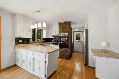 19W471 Deerpath Lane Lemont IL 60439