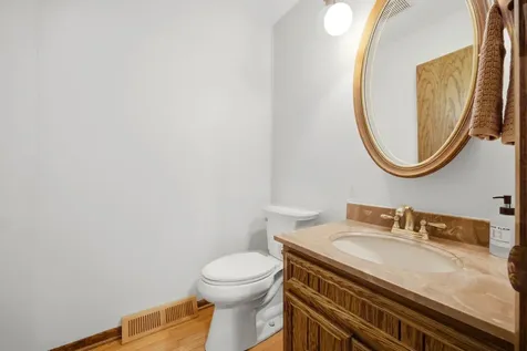 19W471 Deerpath Lane Lemont IL 60439