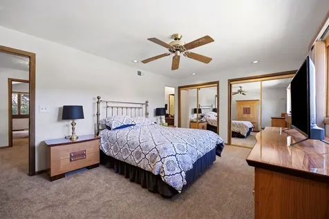 19W471 Deerpath Lane Lemont IL 60439