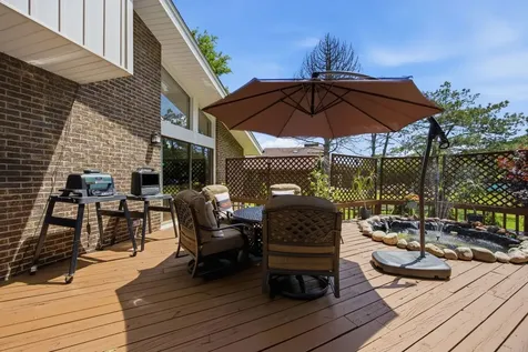 19W471 Deerpath Lane Lemont IL 60439