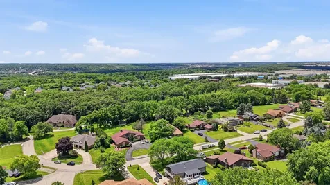 19W471 Deerpath Lane Lemont IL 60439