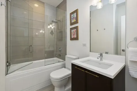6 North Michigan Avenue Chicago IL 60602