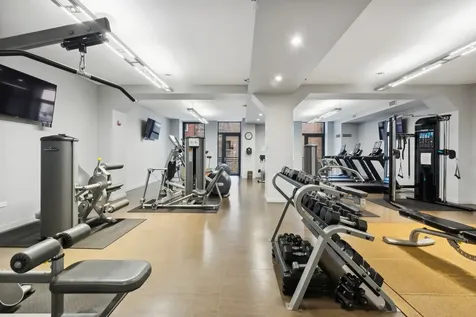 6 North Michigan Avenue Chicago IL 60602