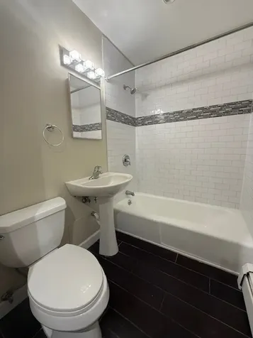 527 West Eastman Street Arlington Heights IL 60005