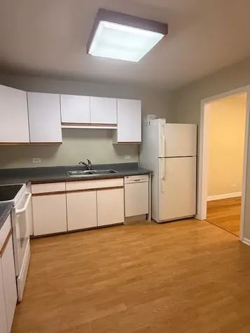 527 West Eastman Street Arlington Heights IL 60005