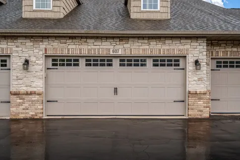 607 Queens Court Rockton IL 61072