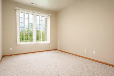 607 Queens Court Rockton IL 61072