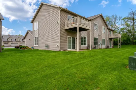 607 Queens Court Rockton IL 61072