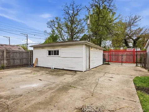 7815 South Emerald Avenue Chicago IL 60620