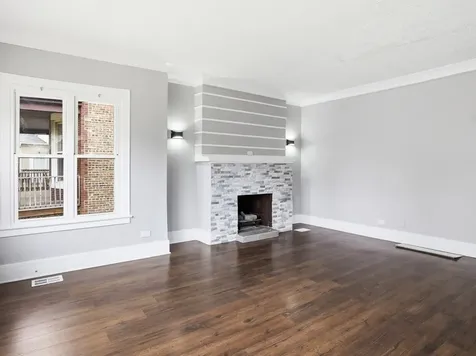 7815 South Emerald Avenue Chicago IL 60620