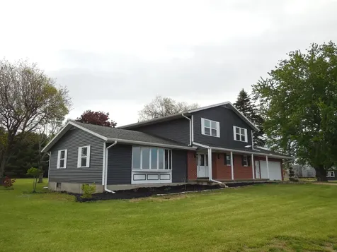 24704 2200 East Street Ohio IL 61349