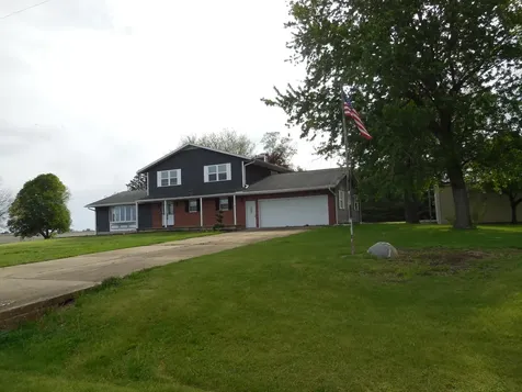 24704 2200 East Street Ohio IL 61349