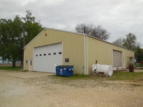 24704 2200 East Street Ohio IL 61349