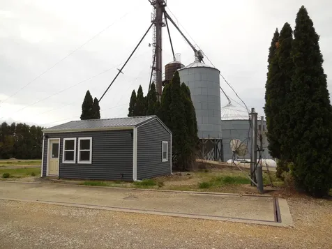 24704 2200 East Street Ohio IL 61349