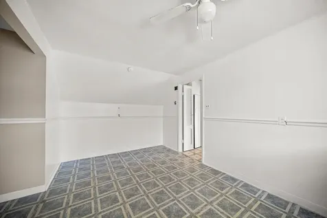 10441 South Avenue H Avenue Chicago IL 60617