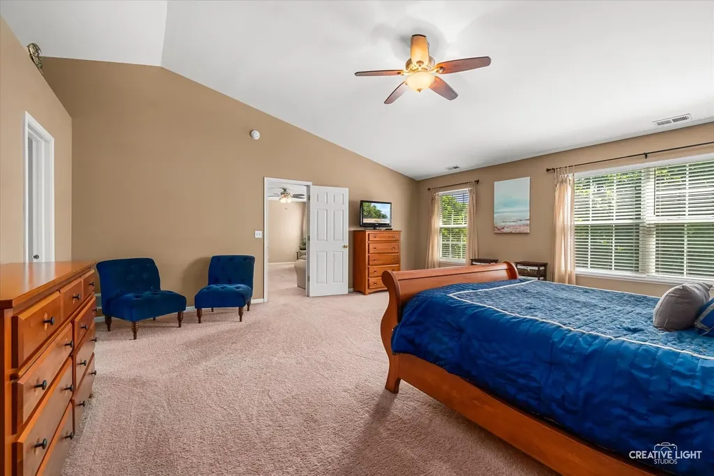 2579 Rourke Drive Aurora IL 60503