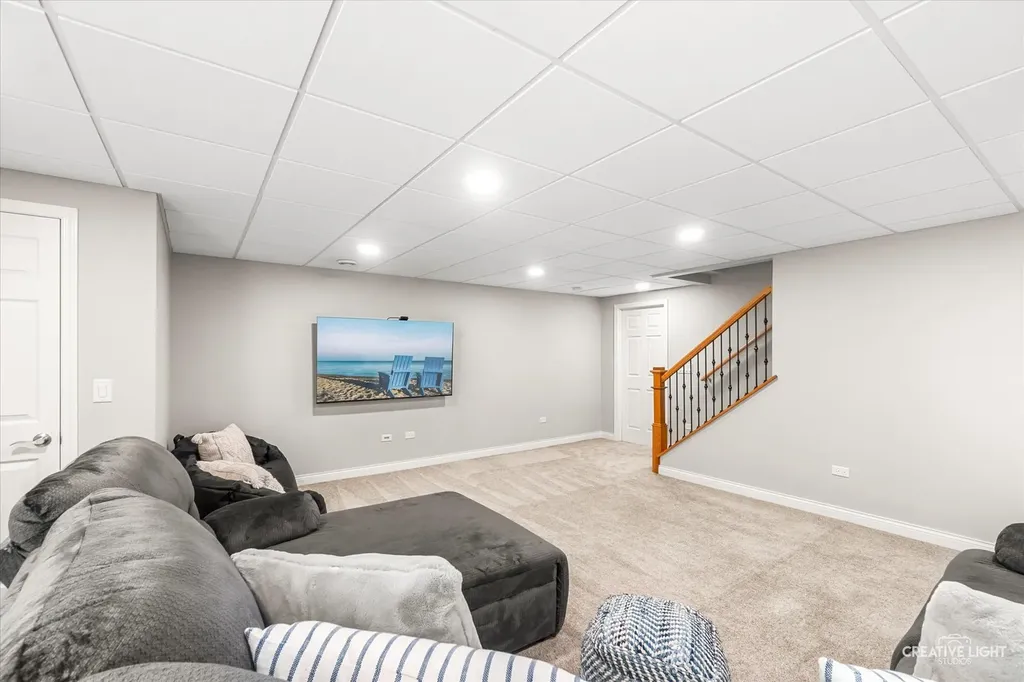 2579 Rourke Drive Aurora IL 60503