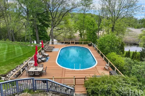7207 Viscaya Drive Spring Grove IL 60081