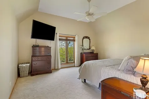 7207 Viscaya Drive Spring Grove IL 60081