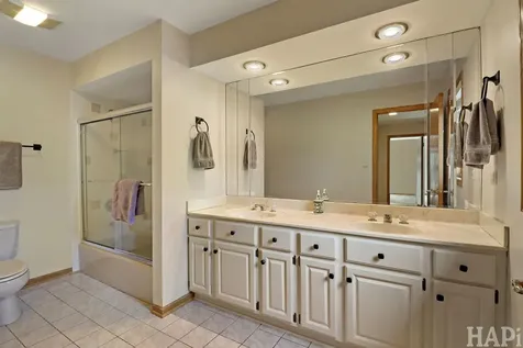 7207 Viscaya Drive Spring Grove IL 60081